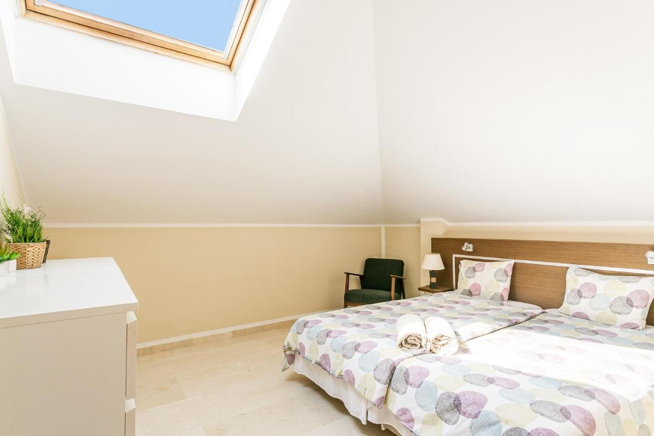 Appartement 4 Bedroom Holiday Penthouse Near Puerto Banus, In Nueva Andalucia